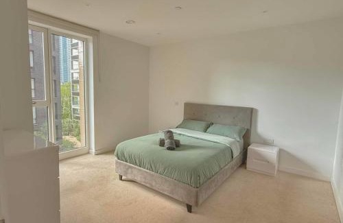 Elephant and Castle Apartamento | Luxury Apartment with Private Balcony in Zone 1