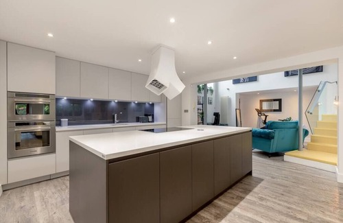 Gifford Apartamento | Luxury Architect Designed Apt 13 Mins 2 Royalmile❤