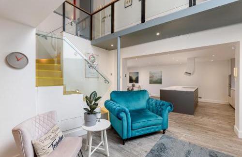 Gifford Casa | Luxury Architect Designed Apt 13 Mins to Royal mile