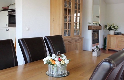 Vallon-Pont-d'Arc Villa | Villa Ardeche de lujo | Villa Merle | 4 Dormitorios | Piscina Privada | Perfecto para familias