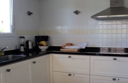 Vallon-Pont-d'Arc Villa | Villa Ardeche de lujo | Villa Merle | 4 Dormitorios | Piscina Privada | Perfecto para familias