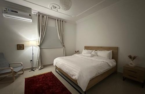 Al-Rawdah Apartamento | Luxury Arrwadah Apartment - Swedish design & Sun Loungers