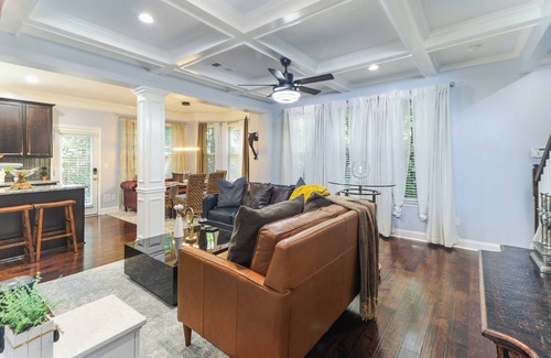 Snellville Casa | Luxury Atlanta Oasis: Adjustable King Bed, Private Yard, & Park Proximity