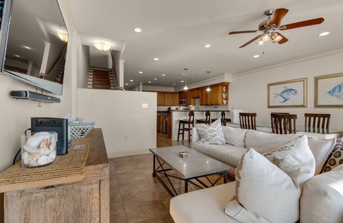 White Sands Condominio | Frente al Golfo 4 dormitorios / 3 baños White Sands Townhouse. Wi-Fi gratis. Parrilla