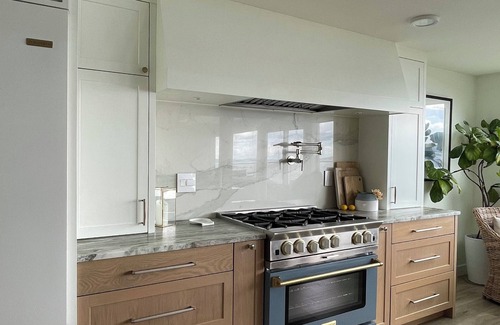 Priest Point Casa | Luxury Beachfront Haven – 4BR Retreat with Designer Kitchen & Panoramic Views