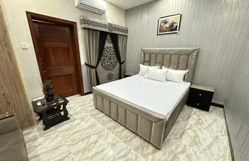 E-11 Sector Casa | Luxury Blue Inn Guest House