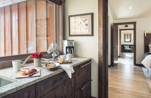 Teton Village Casa | Cabaña de lujo en Teton Village con vistas a las pistas de esquí.