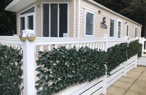 St Leonards Casa | Luxury Caravan on Family Park near Bournemouth