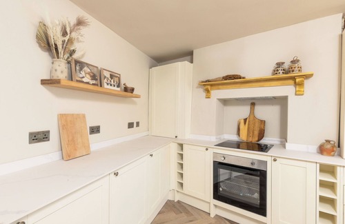 Grangetown Casa | Luxury Cardiff Townhouse, 5 bedrooms, sleeps up to 12 guests