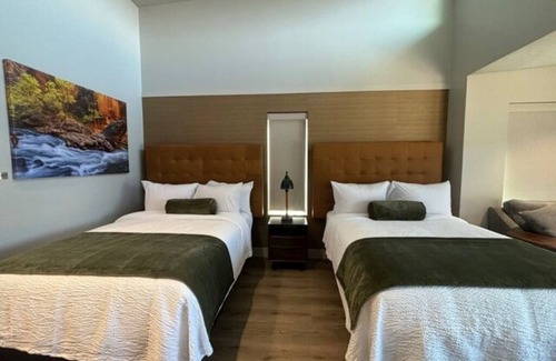 La Verkin Casa | Luxury Casita, near Zion National Park