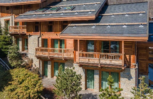 Le Raffort Chalet De Esquí | Chalet de lujo con media pensión y spa en Les Allues, cerca de pistas