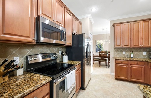 Bonita Springs Condominio | Luxury Coastal Living in a Resort-Like Golf and Tennis Community