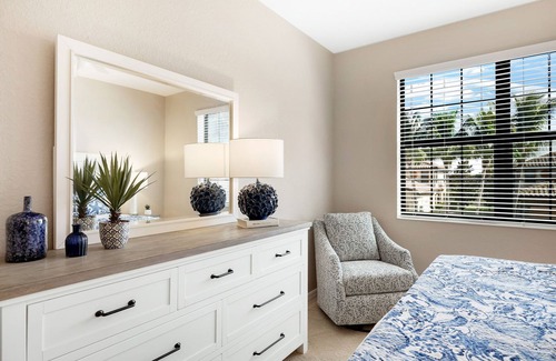 Bonita Springs Condominio | Luxury Coastal Living in a Resort-Like Golf and Tennis Community