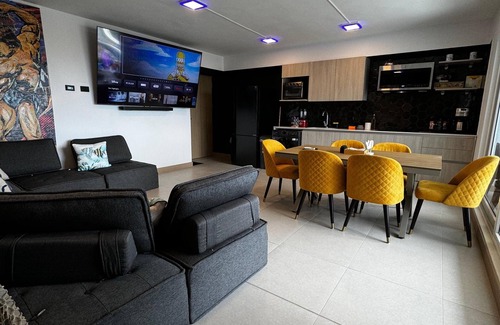 Barrio Santa Lucía Apartamento | Luxury Condo at Viva Jaco Residence