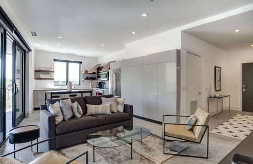 East End - Valley Street Condominio | Luxury Condo, Downtown Asheville