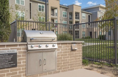 Addicks Apartamento | Luxury Condo In Greenhouse