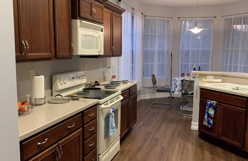 Marbella Lakes Condominio | Luxury condo inn the heart of Naples, 3/2, community pool and fitness center