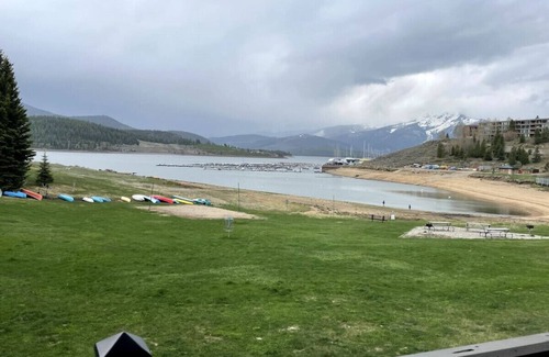 Dillon Apartamento | Luxury Condo w/ Stunning Views