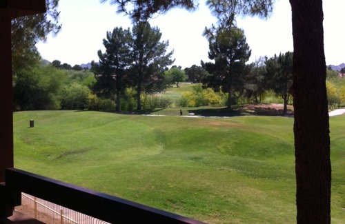 Paradise Valley Village Condominio | Condominio de lujo con hermoso campo de golf y vistas a la montaña !!