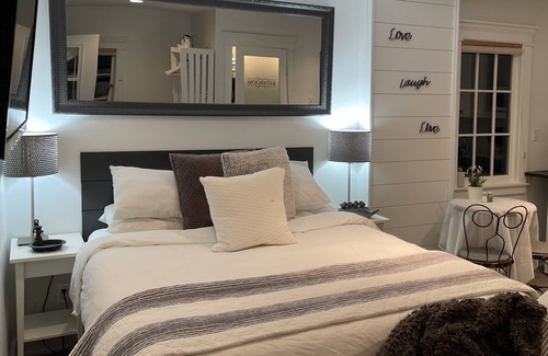 Victoria Cama Y Desayuno | Luxury Cottage Private HOT TUB - GARDEN