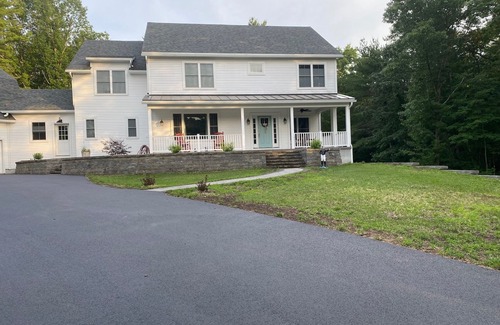 Saratoga Springs Casa | Luxury Country Setting - 4 miles to Downtown !