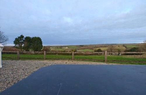 St. Mawgan Apartamento | Luxury Countryside Shepherds Hut with Hot Tub