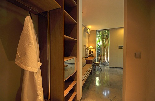 Munggu Casa | Luxury Designer Villa in A+ Location Berawa Bali