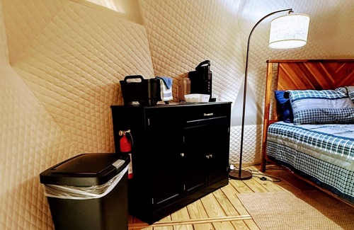 Gilboa Cabina | Luxury Dome Glamping in the Heart of the Catskills
