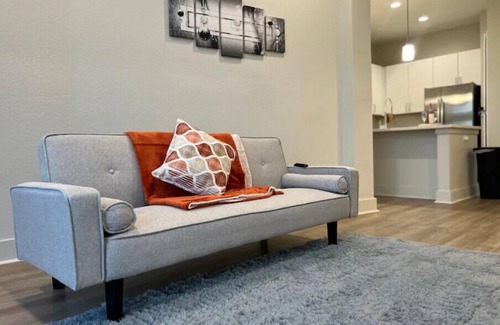 Deep Ellum Condominio | Downtown/Deep Ellum, Dallas Condo | 2Bd, 2Ba