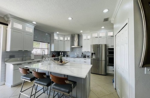 Trailer Estates Casa | Luxury Escapes Home with Heated Pool & Spa Near IMG and Siesta Key Beach.