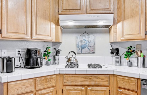Spring Valley Casa | Luxury Family Friendly 6 bedroom Villa with Heated Pool and Jacuzzi