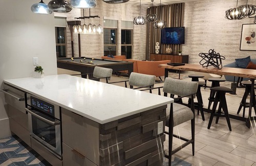 Port Wentworth Casa | Luxury family-friendly two bedroom 2 bath in a central location.
