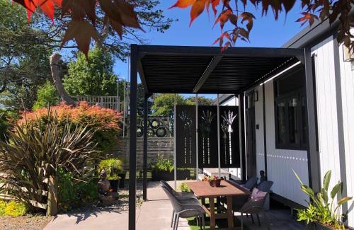 Egmont Village Casa | Luxury Farm Escape Tiny Home New Plymouth-Egmont Village