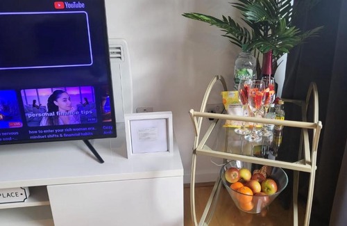 Highbury West Apartamento | Luxury Gem By Emirates Stadium - Ultimate Fan Experience
