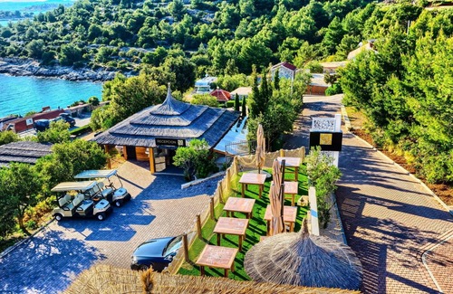 Susica Casa | Luxury Glamp New Horizons IV