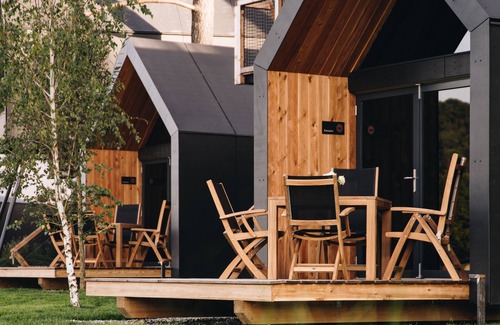 Limbus Alquiler De RV | Luxury Glamping Chocolate Village