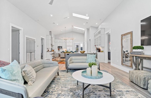 Cape San Blas Casa | Luxury Gulf-Front Retreat. Heated Pool, Pet-Friendly
