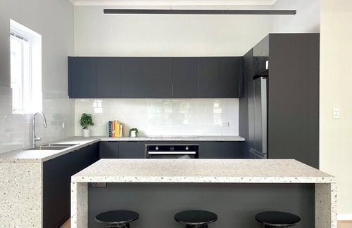 North Adelaide Cabaña | Luxury Heritage Cottage in the Heart of North Adelaide!