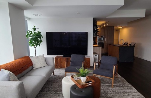 Downtown Halifax Condominio | Luxury high rise condo in the centre of downtown Halifax!