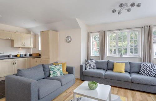 Hitchin Apartamento | Luxury Hitchin Apartment, Great Town Centre Location - With Parking