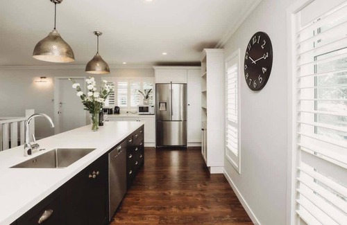 New Plymouth Casa | Luxury Coastal Retreat in New Plymouth