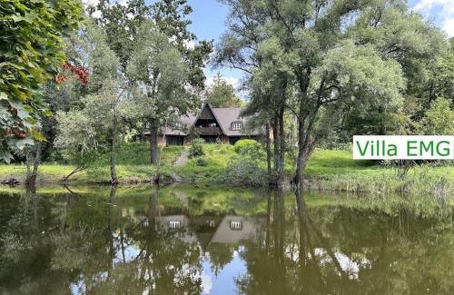 Moosburg Villa | Luxury Holidays Villa EMG Munich with Forest and Lake - Moosburg an der Isar