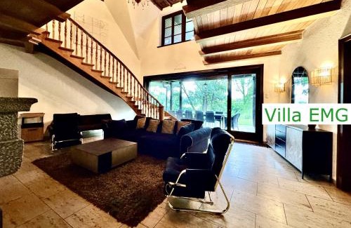Moosburg Villa | Luxury Holidays Villa EMG Munich with Forest and Lake - Moosburg an der Isar