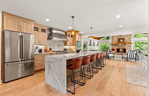 Banner Elk Casa | Luxury Home for 26| 18 Acres| 2 Great Rms| Hot Tub