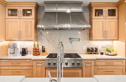 Banner Elk Casa | Luxury Home for 26| 18 Acres| 2 Great Rms| Hot Tub