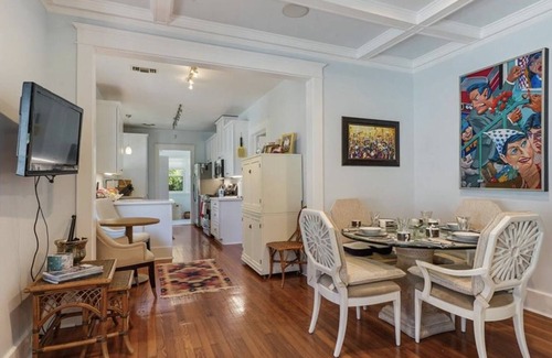 Audubon Casa | Luxury home in quiet residential neighborhood
