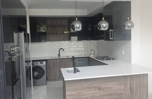 Greater Johannesburg Metropolitan Area Villa | Luxury Home in Sandton