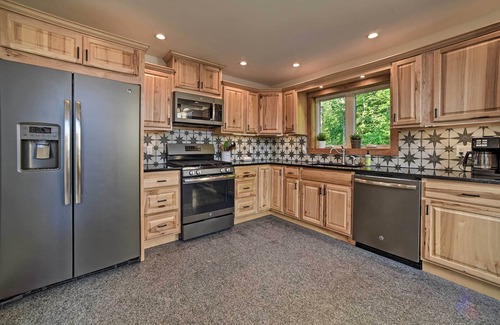 Windham Casa | Luxury Home w/ Deck: Explore the Catskill Mtns!