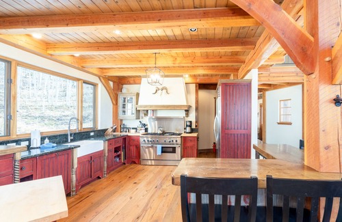 Telluride Casa | Luxury home with majestic mountain views, private hot tub, fireplace & deck