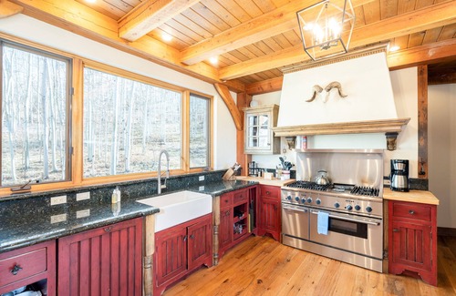 Telluride Casa | Luxury home with majestic mountain views, private hot tub, fireplace & deck